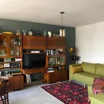 Midcentury Modern 1 Bedroom In